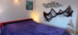 Joli studio clim au calme jardin 200 m plages