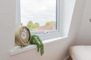 Stylish 2BR Apartment in Central Eton