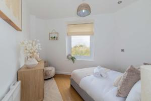 Stylish 2BR Apartment in Central Eton