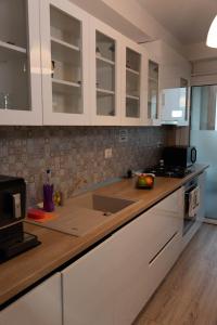 Vanguard Suite De Lux