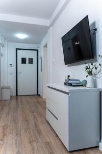 Vanguard Suite De Lux