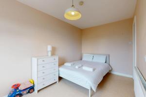 Spacious 2Bed Apartment-5min Walk to Kilburn Tube