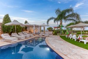 Azzuro Villa with private pool by Estia