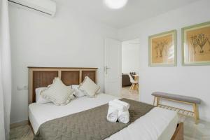 Piscina y vistas espectaculares en Torremolinos