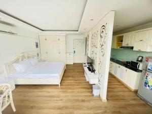 Diamond Suite Korean Town