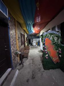 Subangan bayud3, Burgos central location