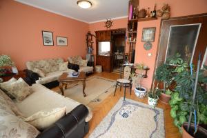 President Holiday home