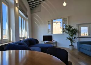 Santo Stefano - Vista su Castello Medievale