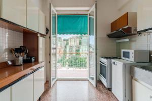 GuestHost - Discover Genova Bright Apartment