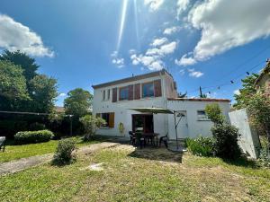 Maison tout confort proche centre avec jardin