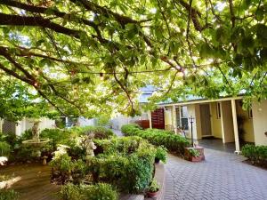 Hahndorf Oak Tree Cottages