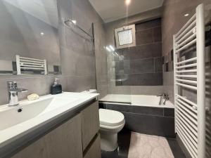 Annas Seaside Apartment - In front of the beach