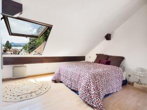 Duplex face au lac dAnnecy