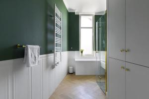 Riverside Deluxe Apartment by Elite Apartments