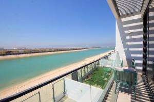 Silk Valley - 4B near Al Hamriyah | private beach access