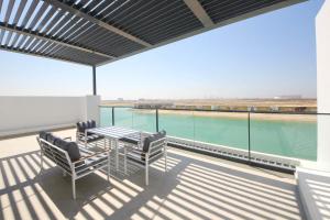 Silk Valley - 4B near Al Hamriyah | private beach access