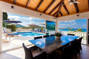 Beachfront Villa Gradina