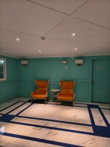 Seven seas cote Apartment