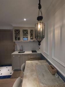 Seven seas cote Apartment