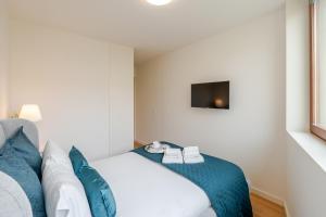 Modern & Bright Flat in Cedofeita by HostWise