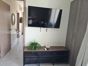 RIKI R Boca del Mar III Apartment 406