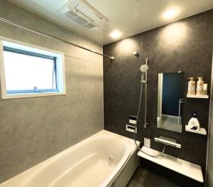 Cozy Osaka Stay, Osaka Tsuruhashi, 2BR, 5ppl, New house, Mist sauna