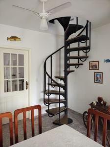 Apto Ubatuba Praia Grande - 4 quartos - piscina privativa