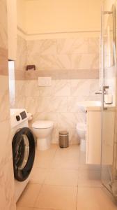 Casa Galya with private patio by GardaDoma