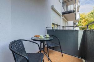 Bright Apartment Morskie Oko Międzyzdroje with Balcony by Noclegi Renters