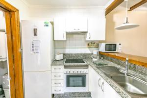 Primera linea de playa, Bahía Azul B-33