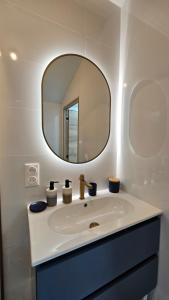 Lécrin Mansart, vaste et charmant T2 climatisé