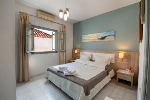 Dora Studios by PaxosRetreats