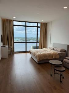 The Calm Corner Summermall