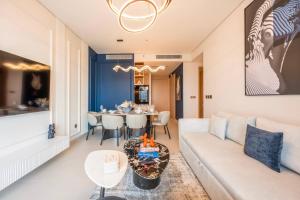 New 2 Br Burj View Vida Dubai Mall Direct Access