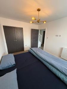 Bright & Cozy 3-Bedroom Home with Spacious Living