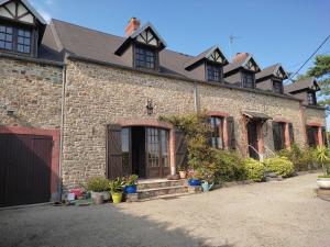 Hébergement dans une grande maison à la campagne
