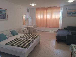 Apartment Perla - 150m from the sea