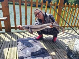 Cabanes flottantes et gîtes au fil de leau