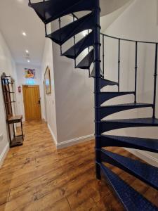 Luxury Mayflower Suite