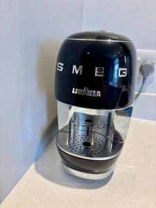 Aspen-free parking-Grade II listed-second floor two bedrooms apartment