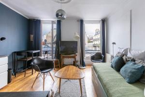 Trendy Paris Flat 2 BedRoom with Rooftop views