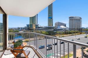 40 Surf Parade Broadbeach