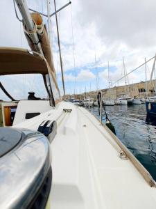 Unique Yacht Stay Near Historic Valletta