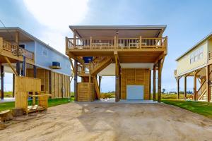 Retreat Large Deck Family Fun