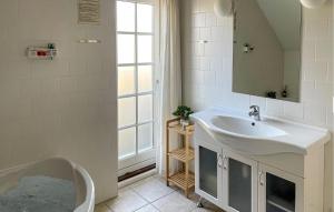 Nice Home In Gjern With Sauna