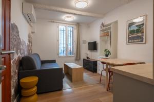 Studio Climatisé rdc plein centre