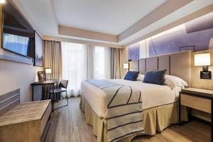 Riu Plaza Toronto