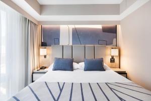 Riu Plaza Toronto