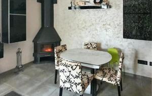 Awesome Home In Alcora With Heated Swimming Pool