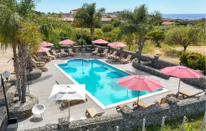 Lovely Apartment In Ricadi